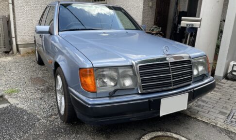 ベンツ300E（W124） 天井  浮き 剥がれ 垂れ下がり 張替え｜東京 新宿区