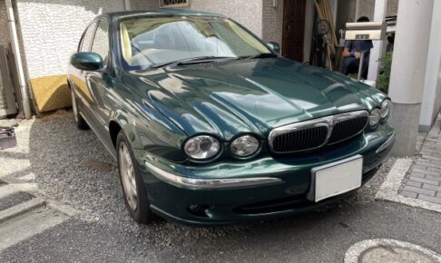 ジャガーXタイプ 天井 浮き 剥がれ 垂れ下がり 張替え｜東京 新宿区