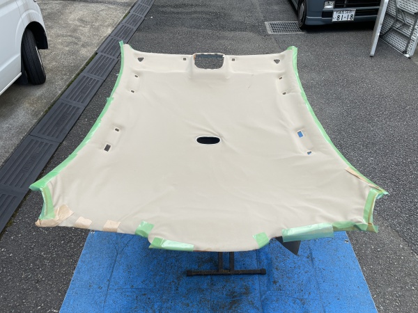 ジャガーXタイプ 天井 浮き 剥がれ 垂れ下がり 張替え｜東京 新宿区