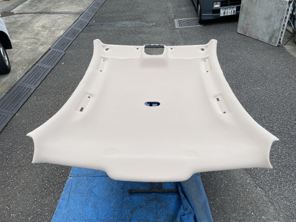 ジャガーXタイプ 天井 浮き 剥がれ 垂れ下がり 張替え｜東京 新宿区