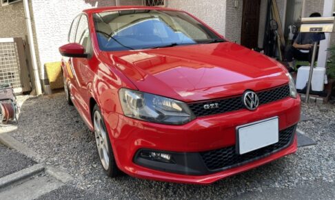 フォルクスワーゲンゴルフ 天井  浮き 剥がれ 垂れ下がり 張替え ｜東京 新宿区