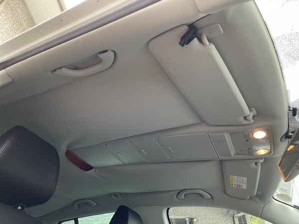 フォルクスワーゲン ティグアン 天井張替え 浮き 剥がれ 垂れ下がり 防音断熱材施工 |東京 新宿区