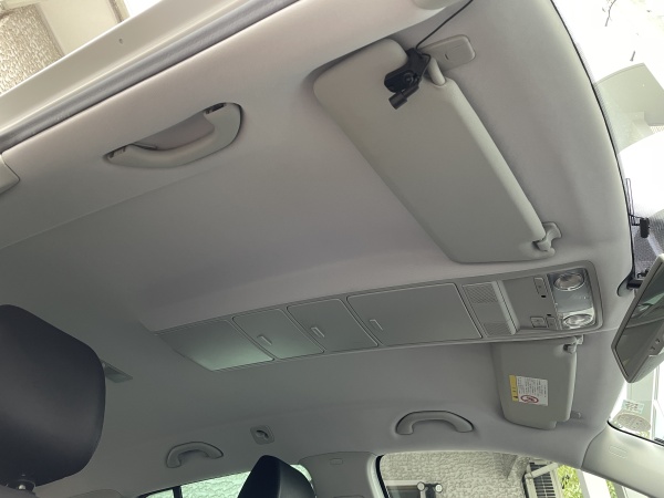 フォルクスワーゲン ティグアン 天井張替え 浮き 剥がれ 垂れ下がり 防音断熱材施工 |東京 新宿区