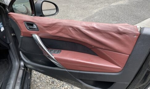 プジョー308CC ドア内張り張替え カラーチェンジ｜東京 新宿区