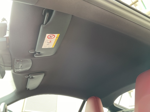 ポルシェケイマン type-718 ルーフライナー張替え＆防音断熱材施工｜東京 新宿区