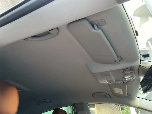 フォルクスワーゲン パサートCC 天井張替え+防音断熱材施工|東京 新宿区